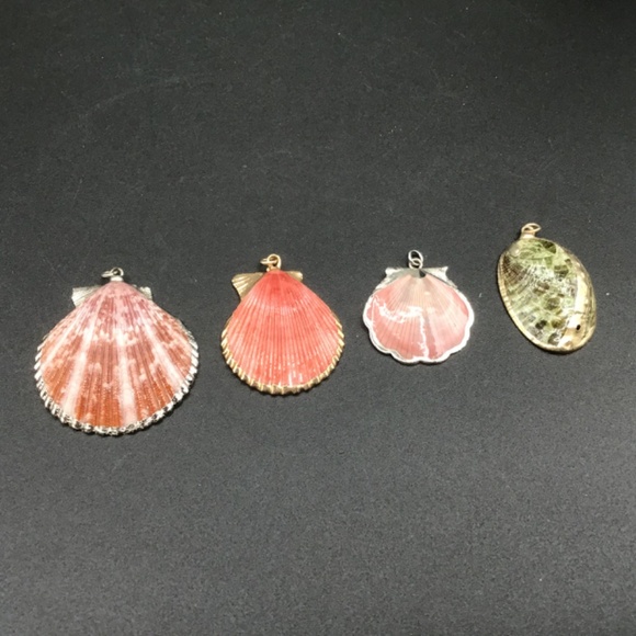 Choice of 2 Seashell Pendant with Electroplated Silver or Gold Edges. - Picture 4 of 12